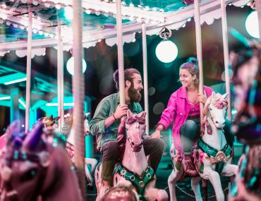 Online dating vs. traditional dating: What’s changed?